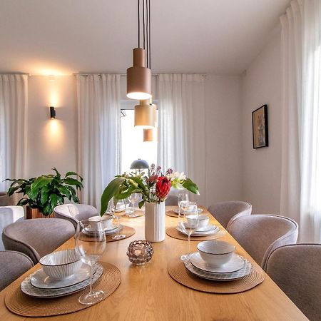 Stilvolles City-Apartment I Netflix I Wlan L Stellplatz I Zentral Schwarzenberg  Exterior foto