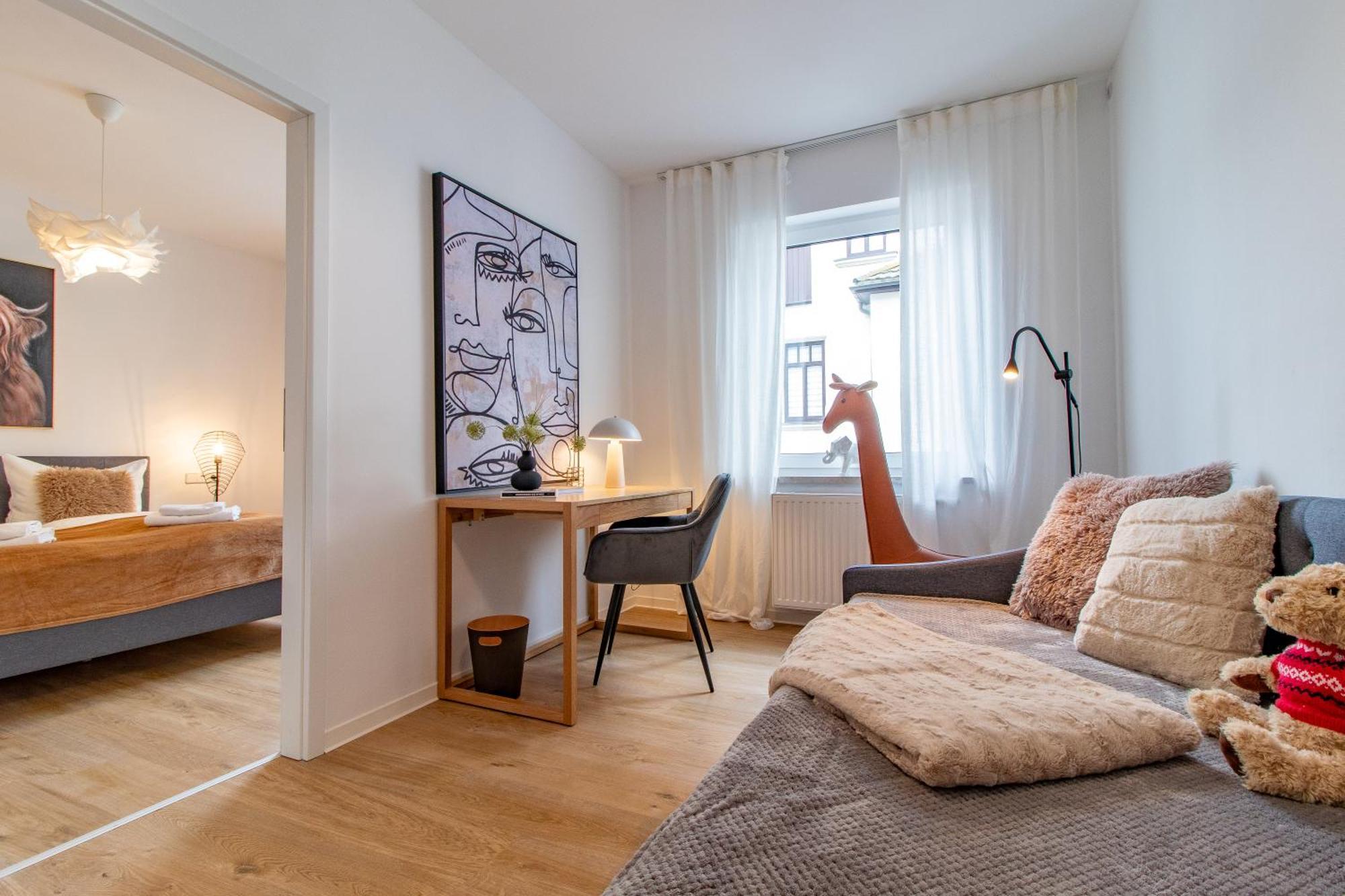 Stilvolles City-Apartment I Netflix I Wlan L Stellplatz I Zentral Schwarzenberg  Exterior foto